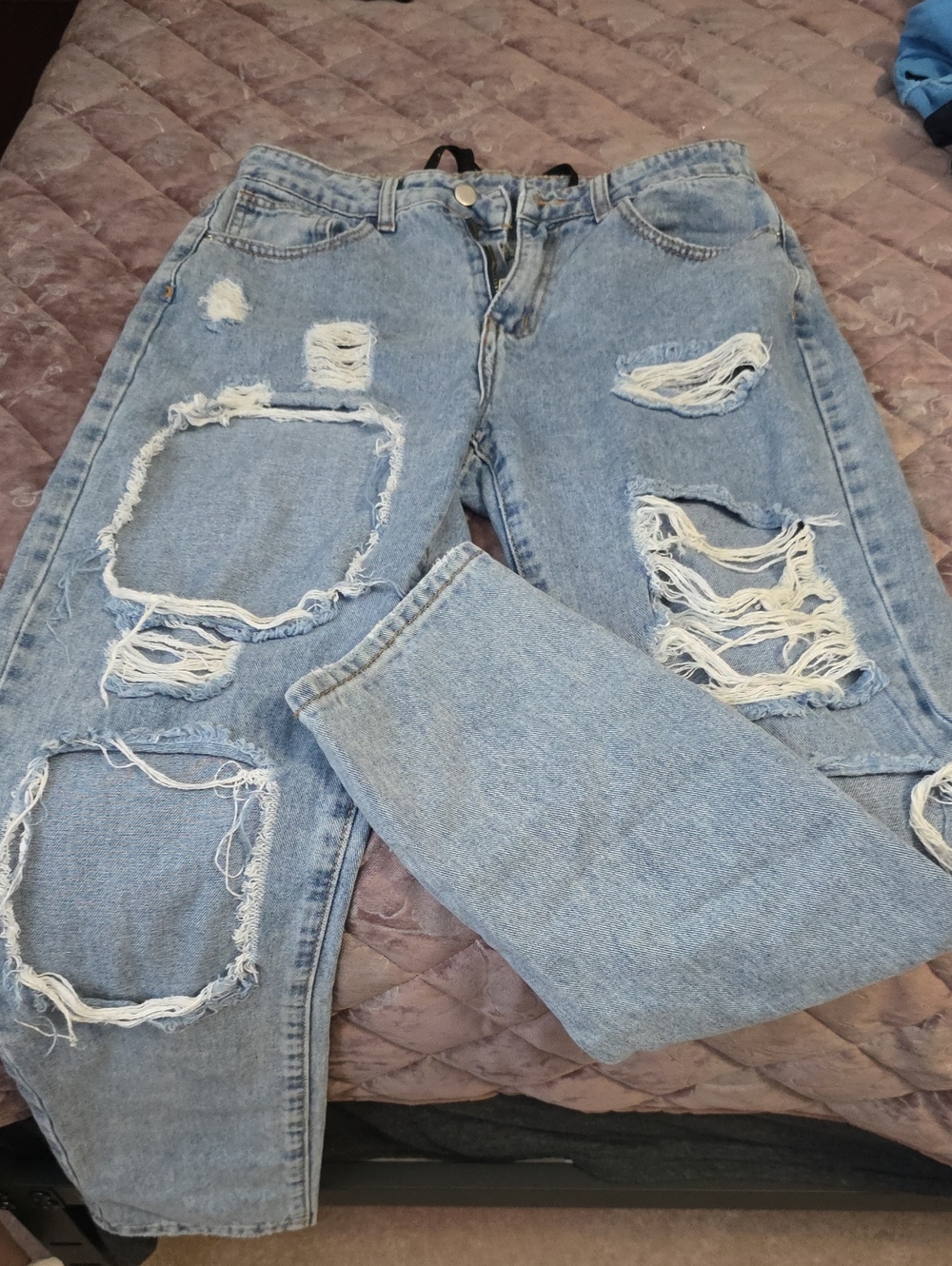 SHEIN Light Wash Denim Jeans